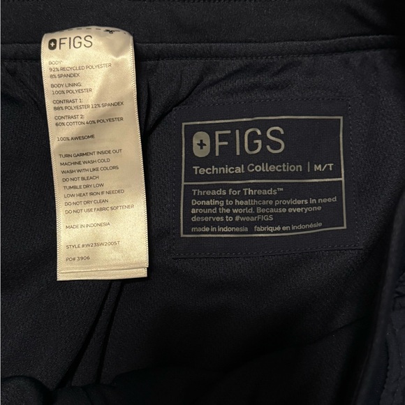 Brand new navy blue FIGS technical collection scrubs - Picture 4 of 5